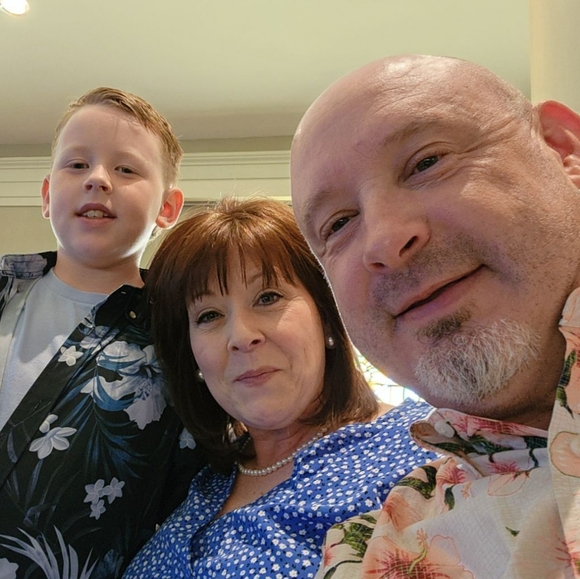 Meet your Posher, Katie - Picture 3 of 7